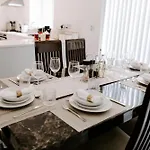 34 Buckthorn Grove, Middlesbrough, Ts8 9bf 미들즈브러