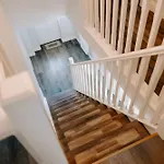 Holiday home 34 Buckthorn Grove, Middlesbrough, Ts8 9bf *
