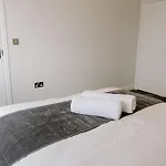 34 Buckthorn Grove, Middlesbrough, Ts8 9bf 펜션 미들즈브러