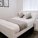 Holiday home 34 Buckthorn Grove, Middlesbrough, Ts8 9bf