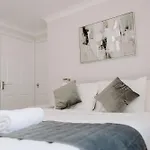 펜션 34 Buckthorn Grove, Middlesbrough, Ts8 9bf *