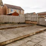34 Buckthorn Grove, Middlesbrough, Ts8 9bf Holiday home *